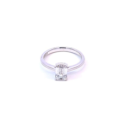 Solitaire ring